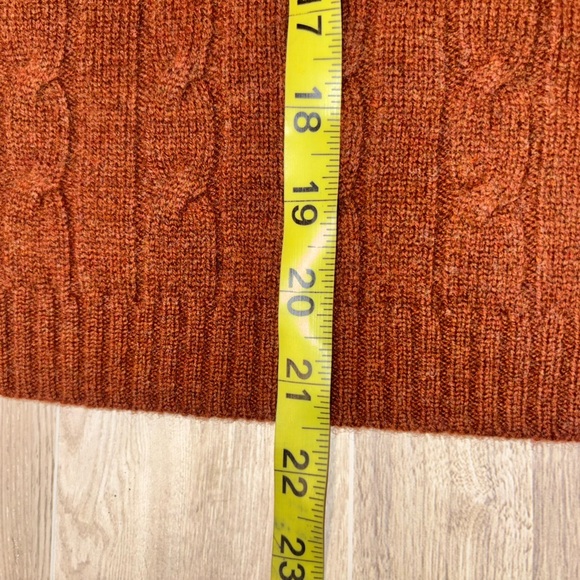 Brooks Brothers Brown V-Neck Cable Knit Sweater - Picture 5 of 6